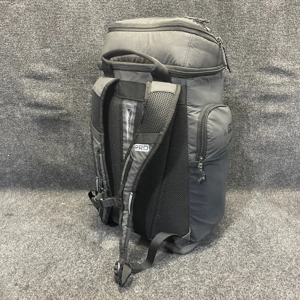 Arctic‎ Zone 10005805 Titan PRO 26-Can Deep Freeze Backpack Cooler w/ Ice Walls